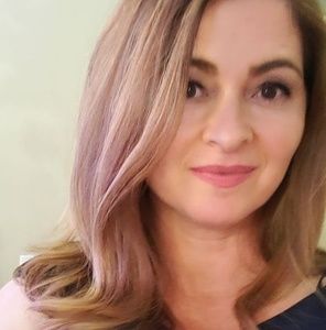 Meet your Posher, Mariela